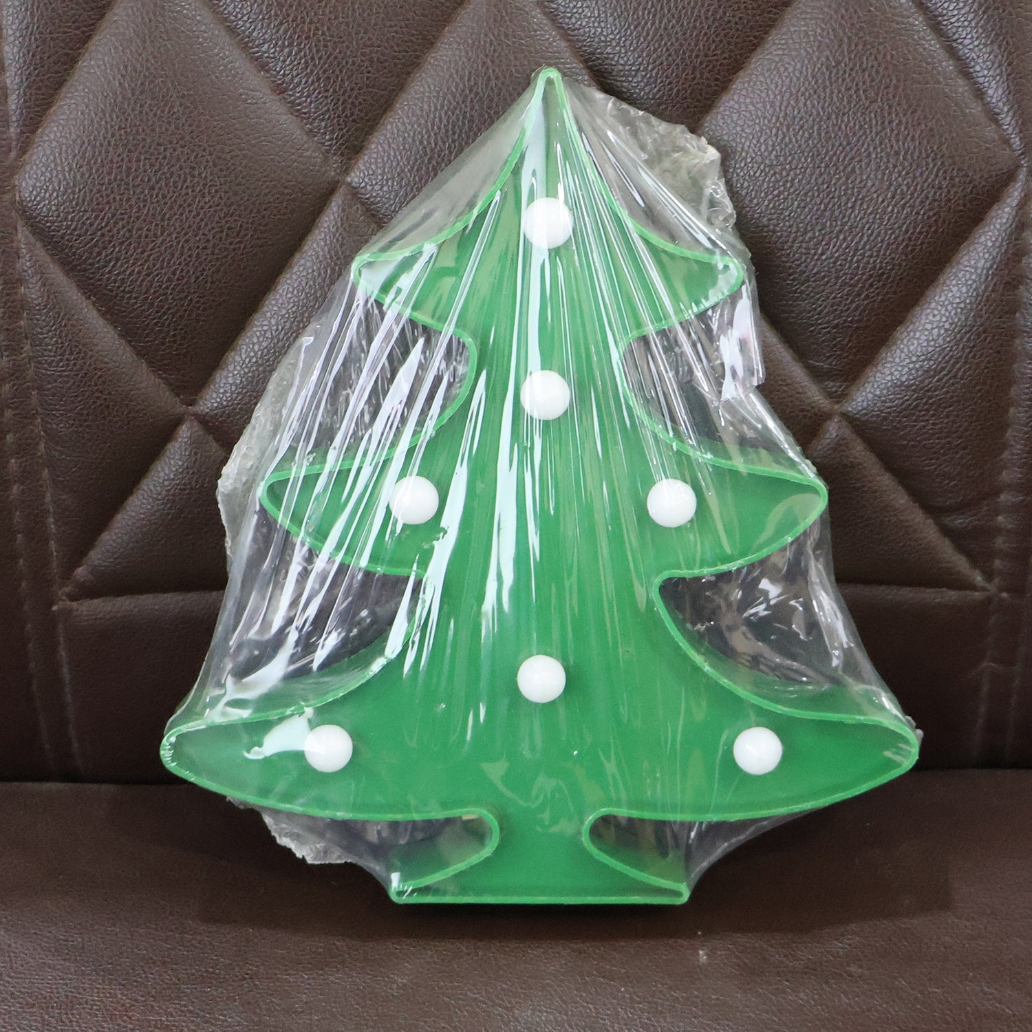 Christmas Tree Shape LED Decorative Night Light (1 Pc) Christmas Tree Shape LED Decorative Night Light (1 Pc)